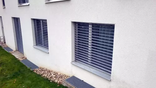 Storenfirma für Lamellenstoren